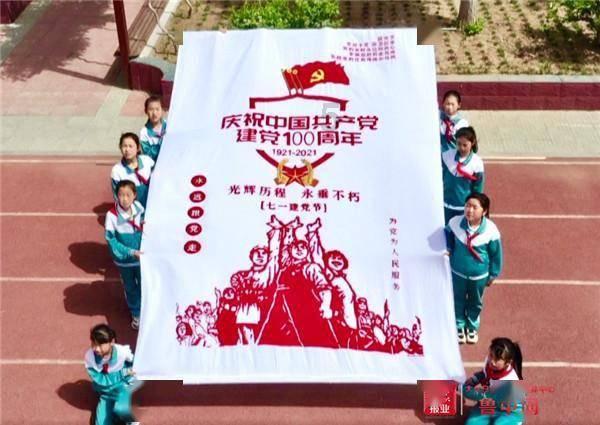 小猫钓鱼游戏龙王版有船